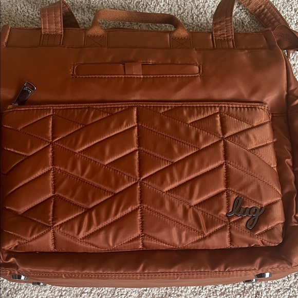 Lug Shoulder Bag - Picture 2 of 6